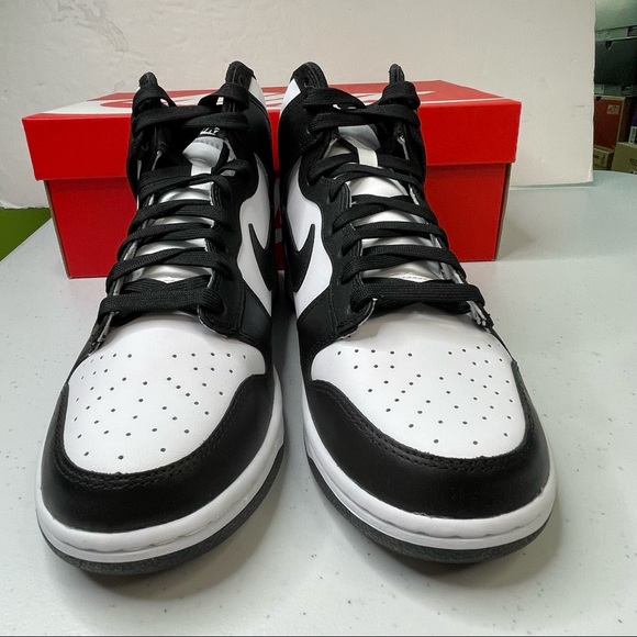 Nike Dunk High Retro Panda Mens Size 10 Sneakers - Picture 5 of 9